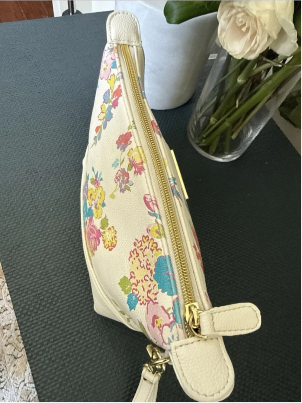 Betsey Johnson White Floral Trapezoid Cosmetic Makeup Bag
